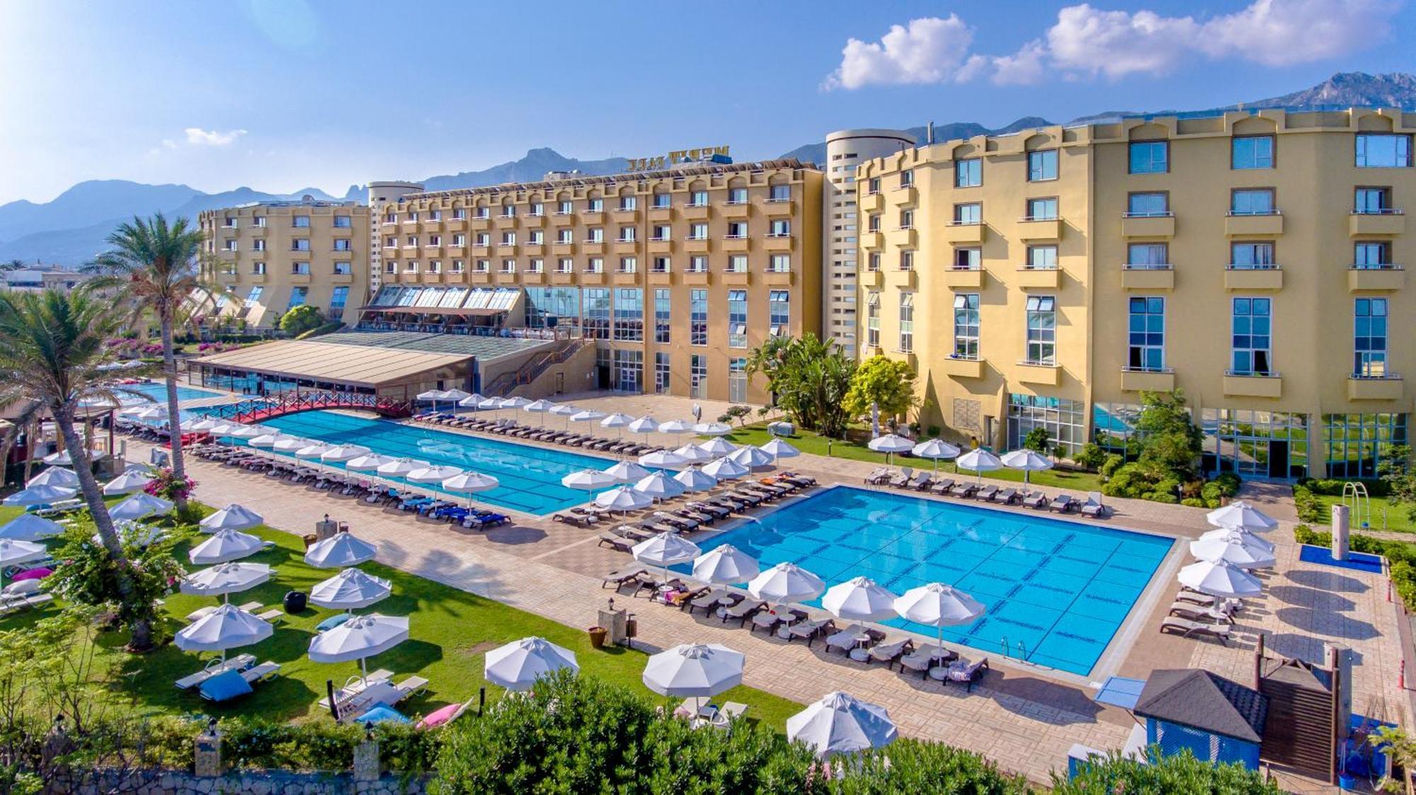 Merit Park Hotel Casino&SPA Girne Buitenkant foto