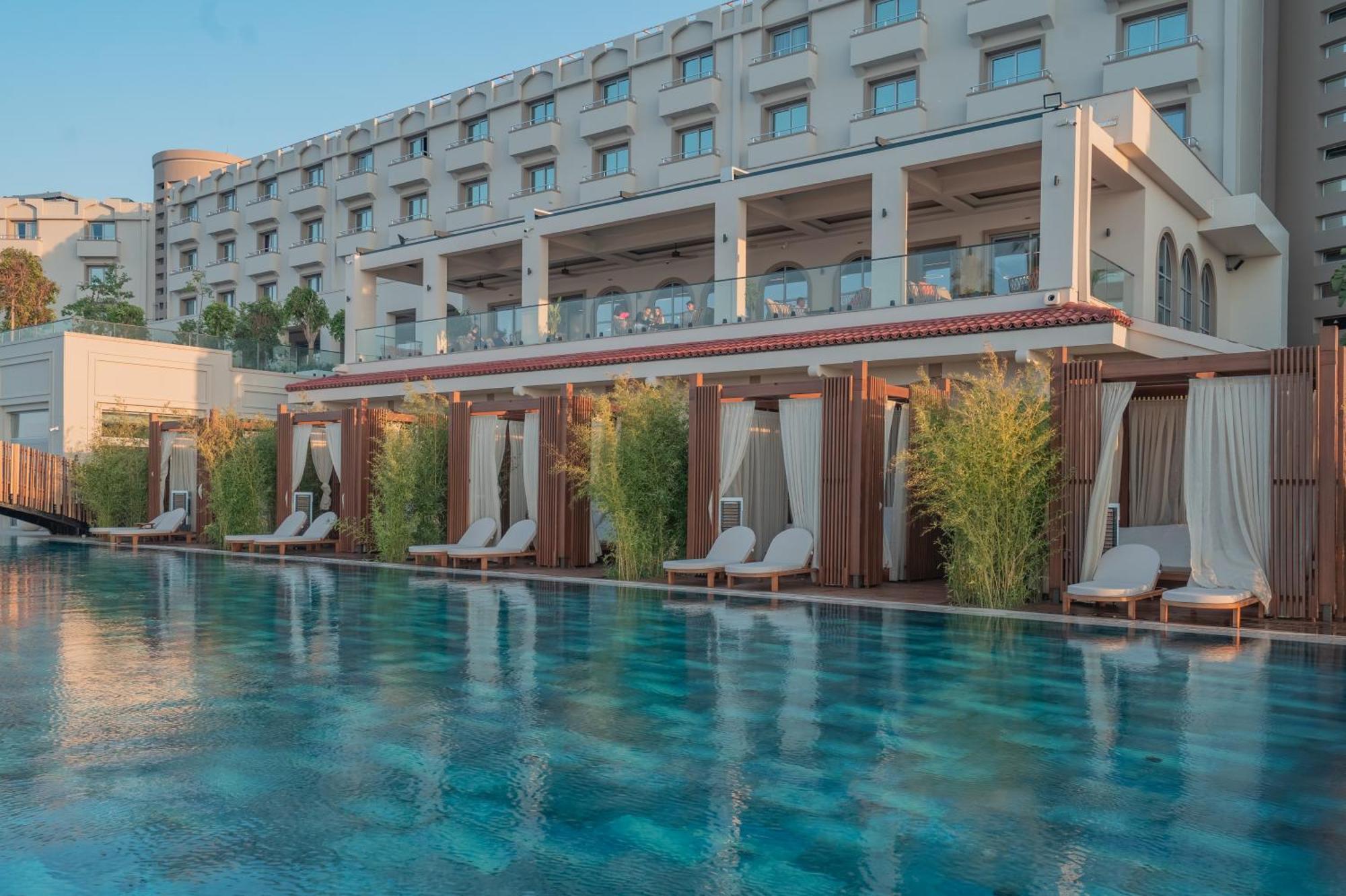Merit Park Hotel Casino&SPA Karmi Buitenkant foto